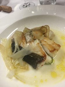 Cabillaud, asperges, poires, truffes