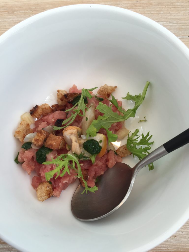 Tartare de veau au couteau / Coques / Galanga