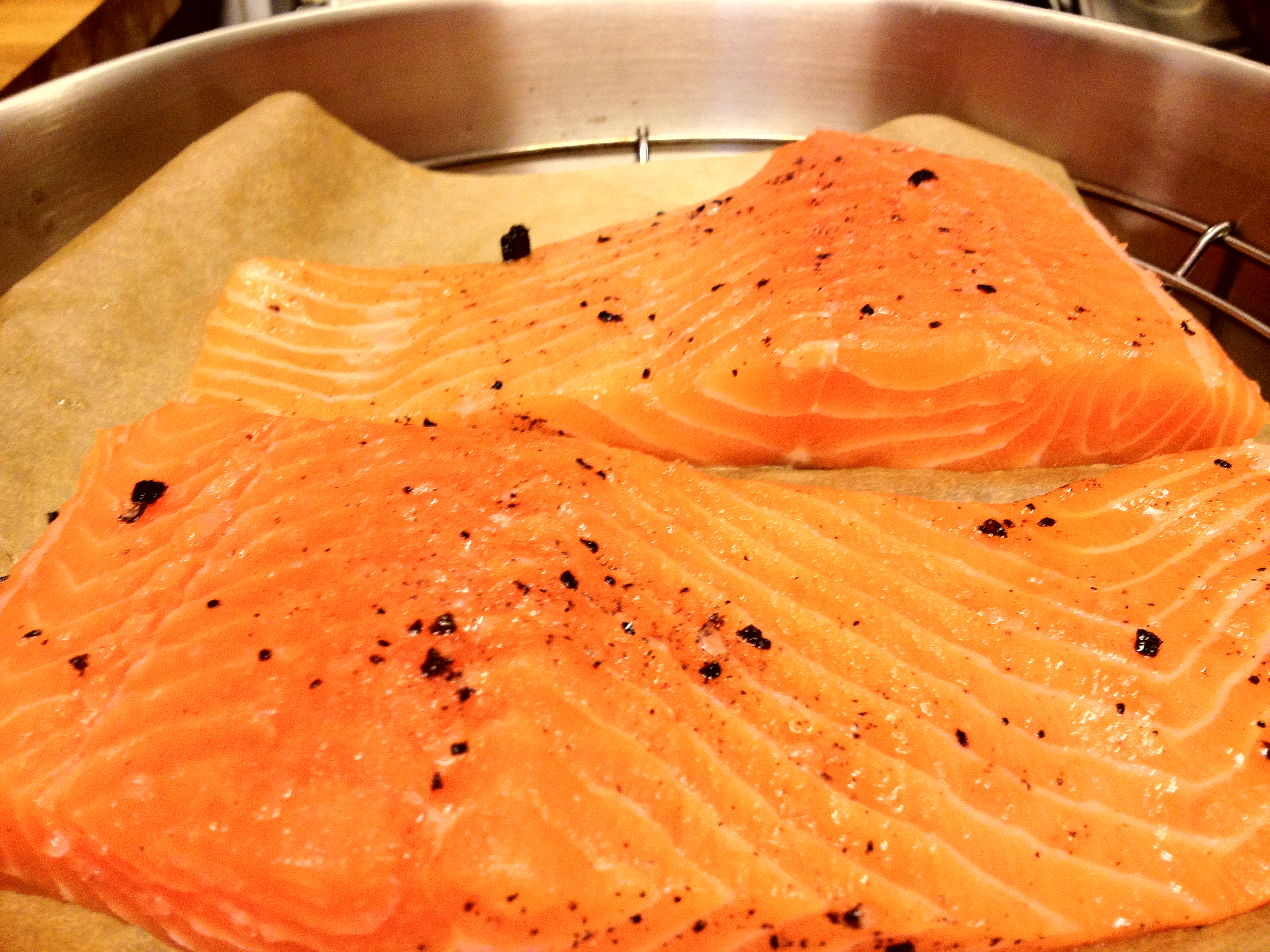 Comment préparer un saumon mi-cuit au fumoir ? – Ze Woc
